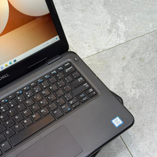 Dell Latitude 7290 – Compact & Pro