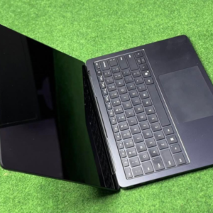 Microsoft Surface Laptop 4